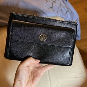 Tory Burch Purse (clutch). New never used